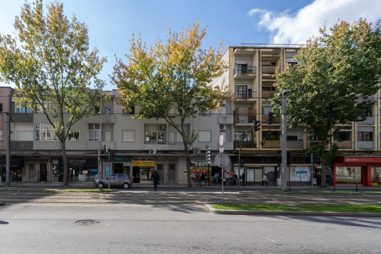Host Wise - Lovely Bright Flat - Instaworthy City View Вила-Нова-ди-Гая Экстерьер фото