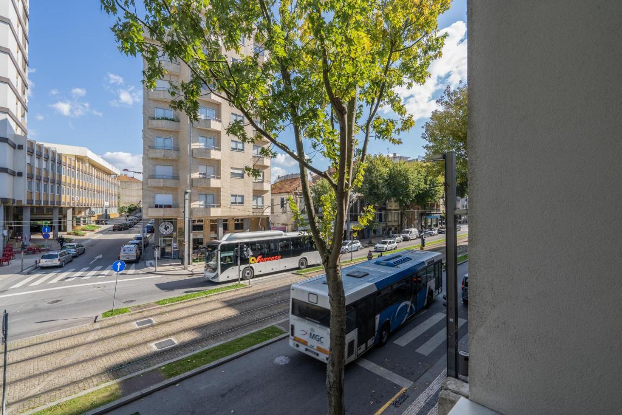 Host Wise - Lovely Bright Flat - Instaworthy City View Вила-Нова-ди-Гая Экстерьер фото